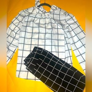 Blouse & Pants set!